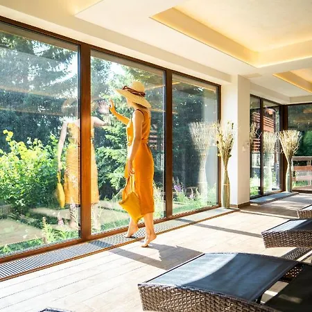 And Relax Moreni Hotel