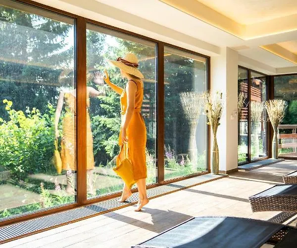 And Relax Moreni Hotel